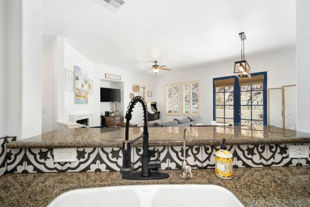 Legacy Villas: Spacious 3-Bed Villa with Pool Access and Entertainment La Quinta Exterior photo